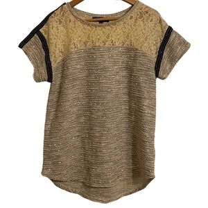 Woven detailed women’s blouse